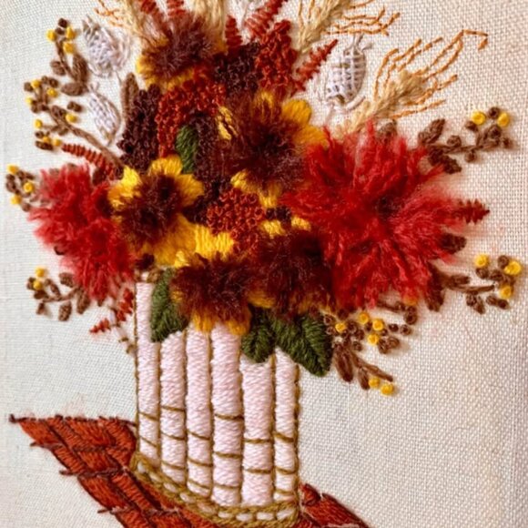 Vintage “Autumn Fluff Bouquet” fiber wall art 🍁 - Picture 3 of 4